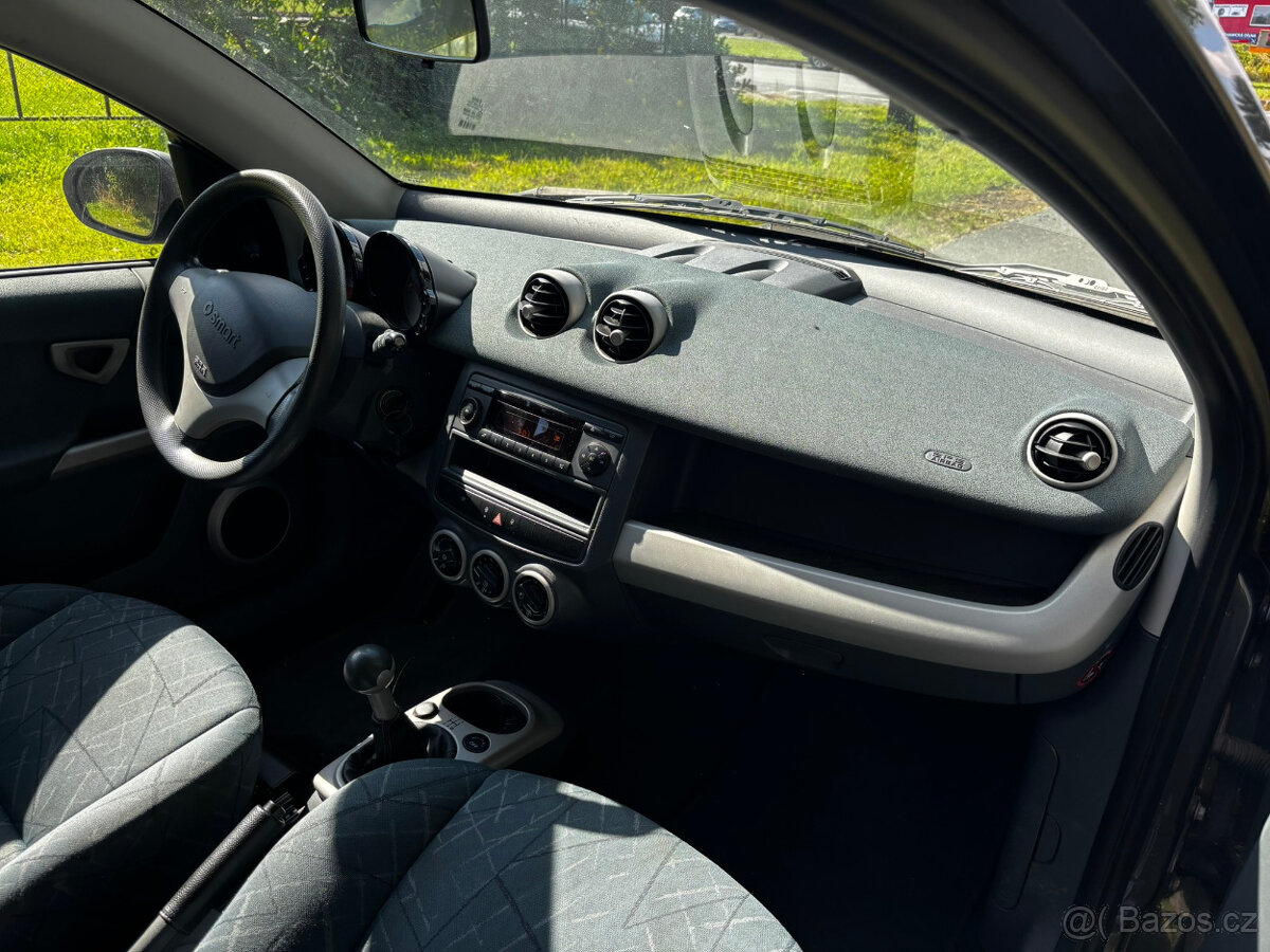 Smart ForFour 1.3i 70kW, RV 2004, Klima, Nová STK - 11