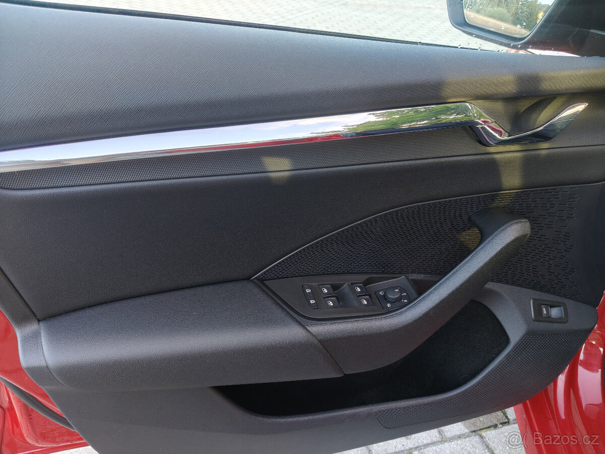 Škoda Octavia IV kombi 1.5 TSI 150 HP - 11