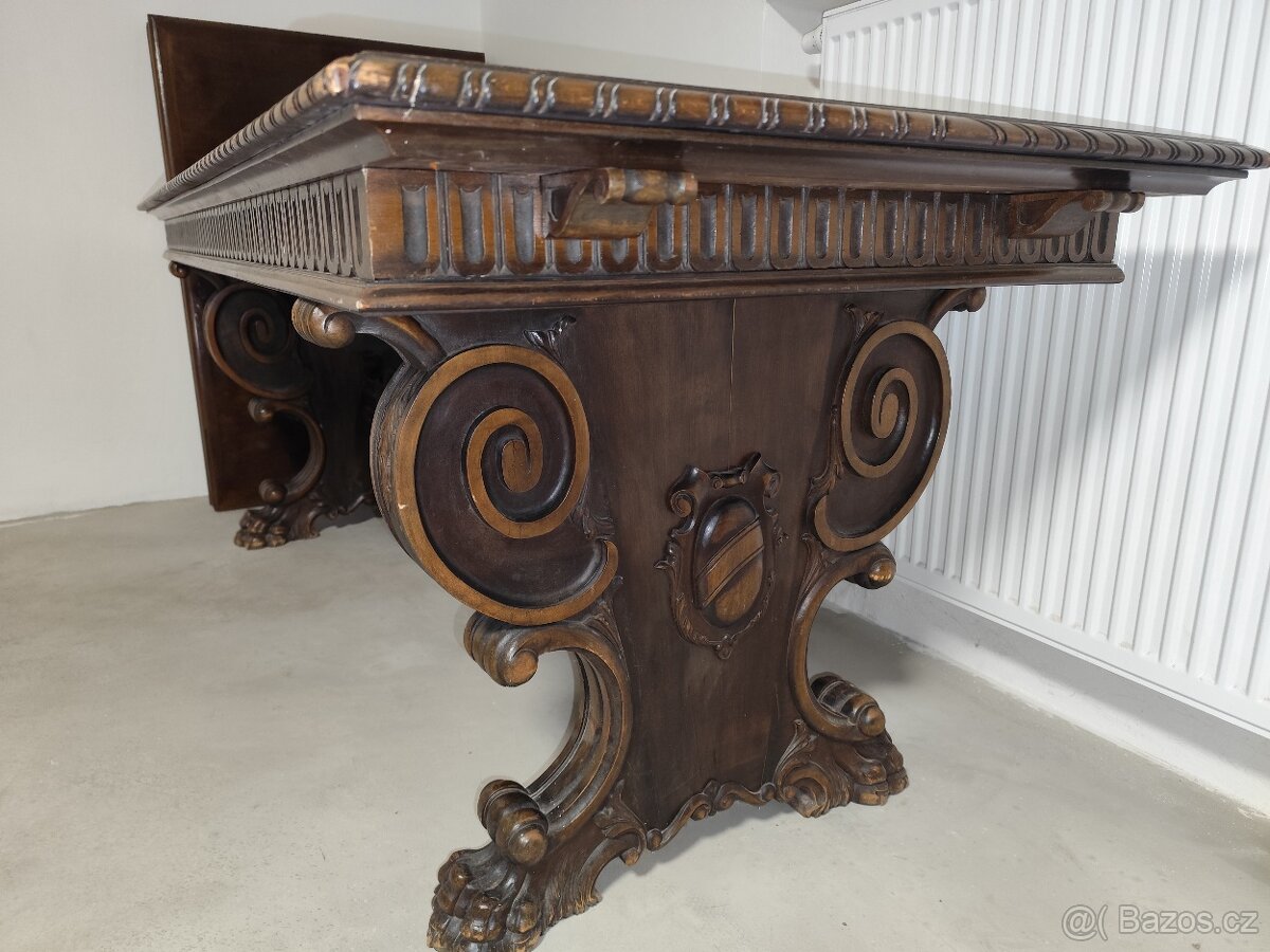 Jídelní stůl a židle - 11