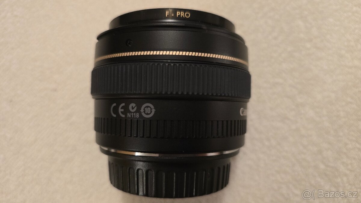 Canon EOS 5D Mark II - 11