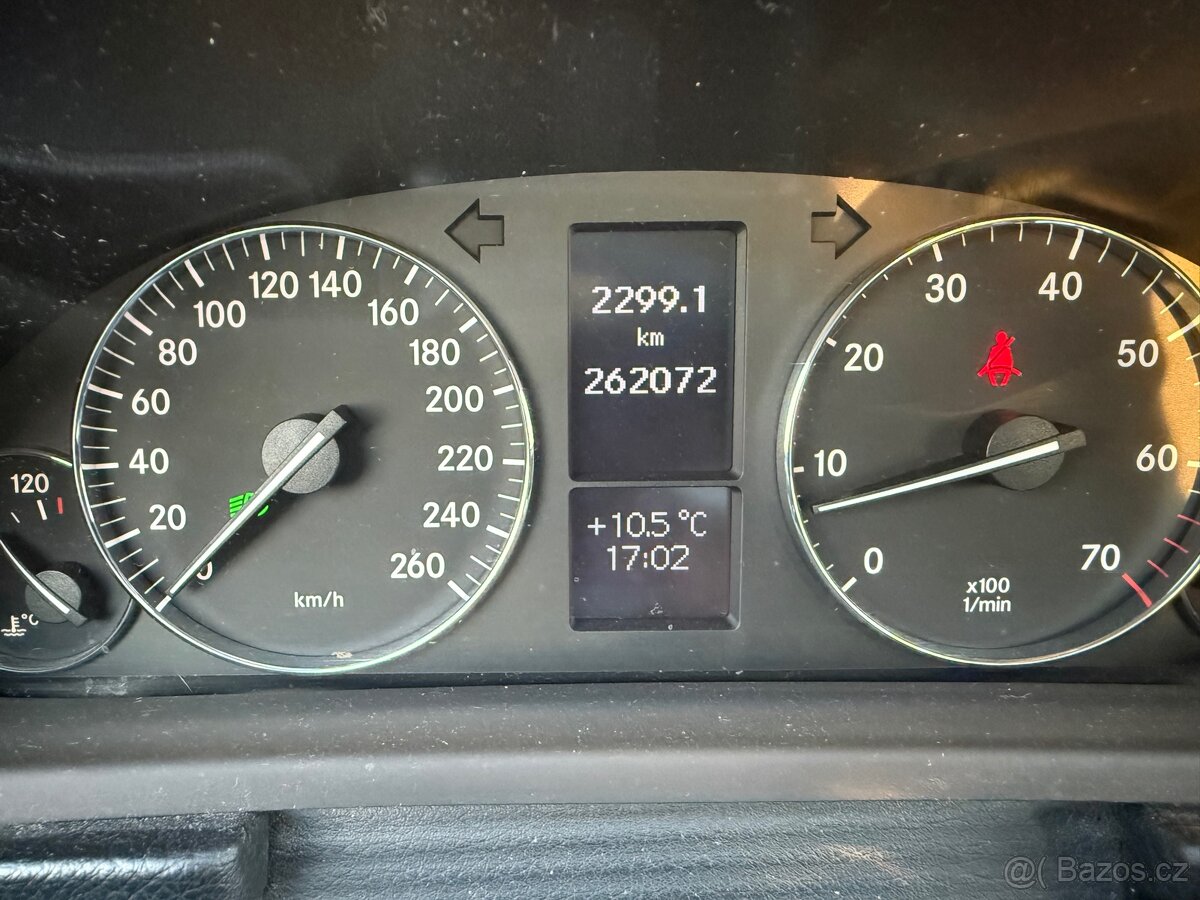 Mercedes-Benz W203 - 11