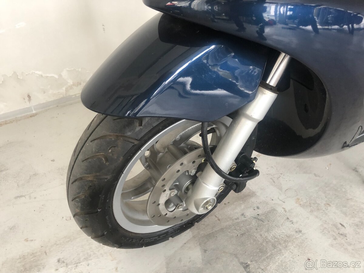 Piaggio Fly 125 - 11