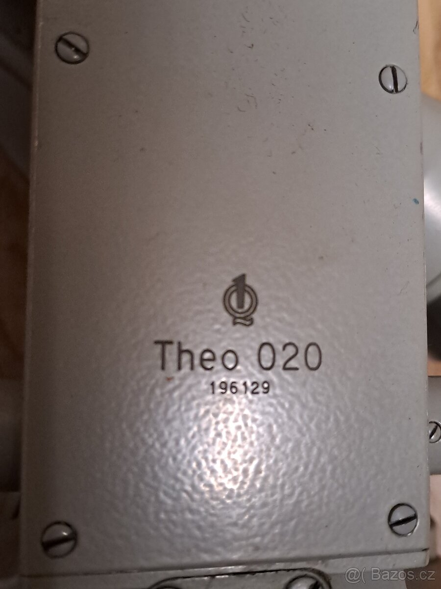 Carl Zeiss Jena Theo 020 –historický theodolit, kufr, návody - 11