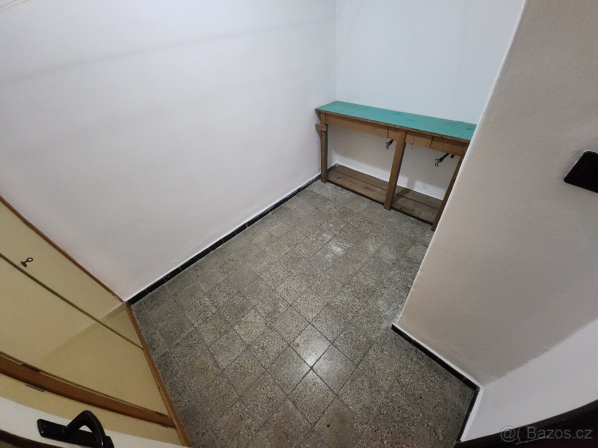 Prodej bytu 3+1 89 m², Palackého třída, Chrudim - 11