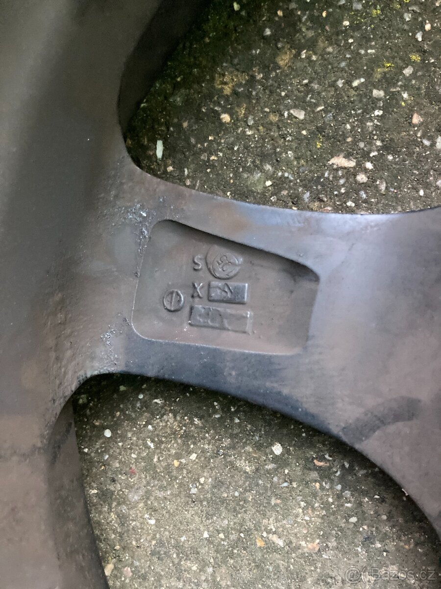 Alu kola CMS 18" 5×108, 8J, ET55 + zimní pneu - 11