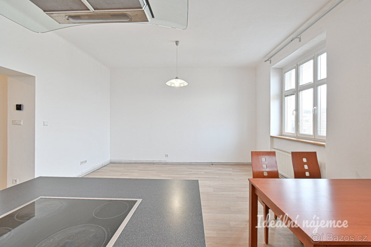 Prodej bytu 3+kk 109 m² - 11