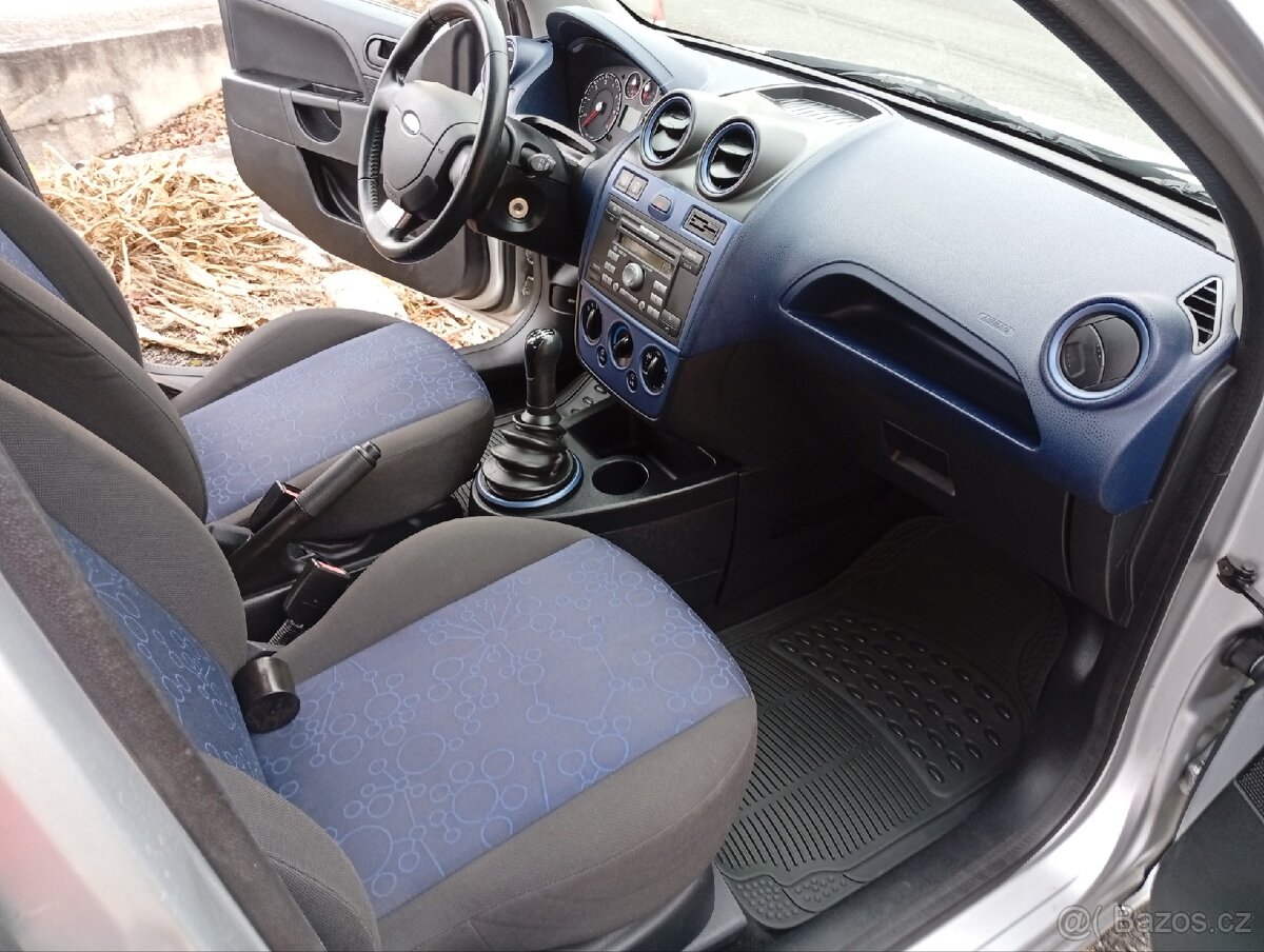 Ford Fiesta 1.3 benzín 2008 - 11