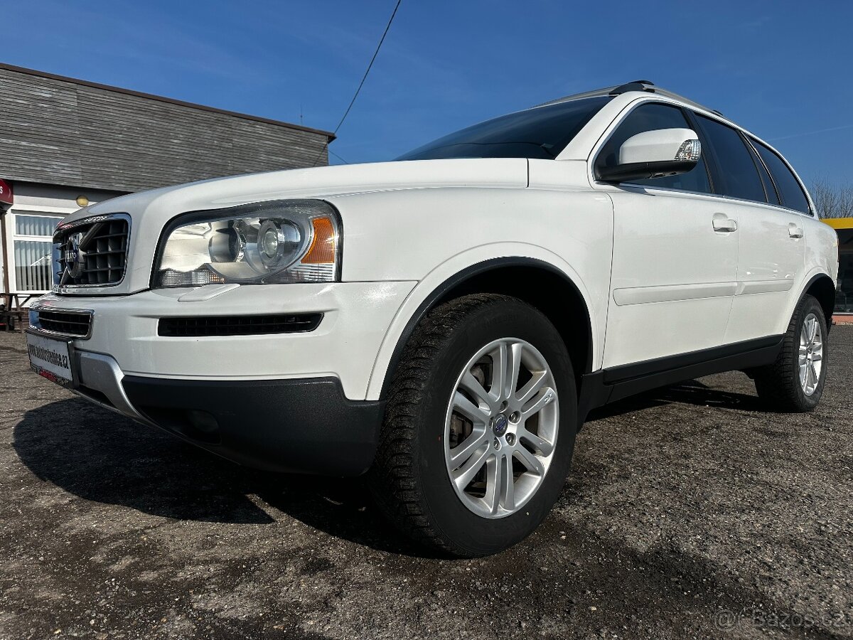VOLVO XC90 2,4D5 - MOMENTUM - 7 MÍST - SERVIS - 11