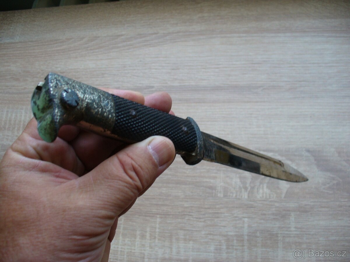 Nemecky,valecny vychazkovy bajonet bez pouzdra. - 11