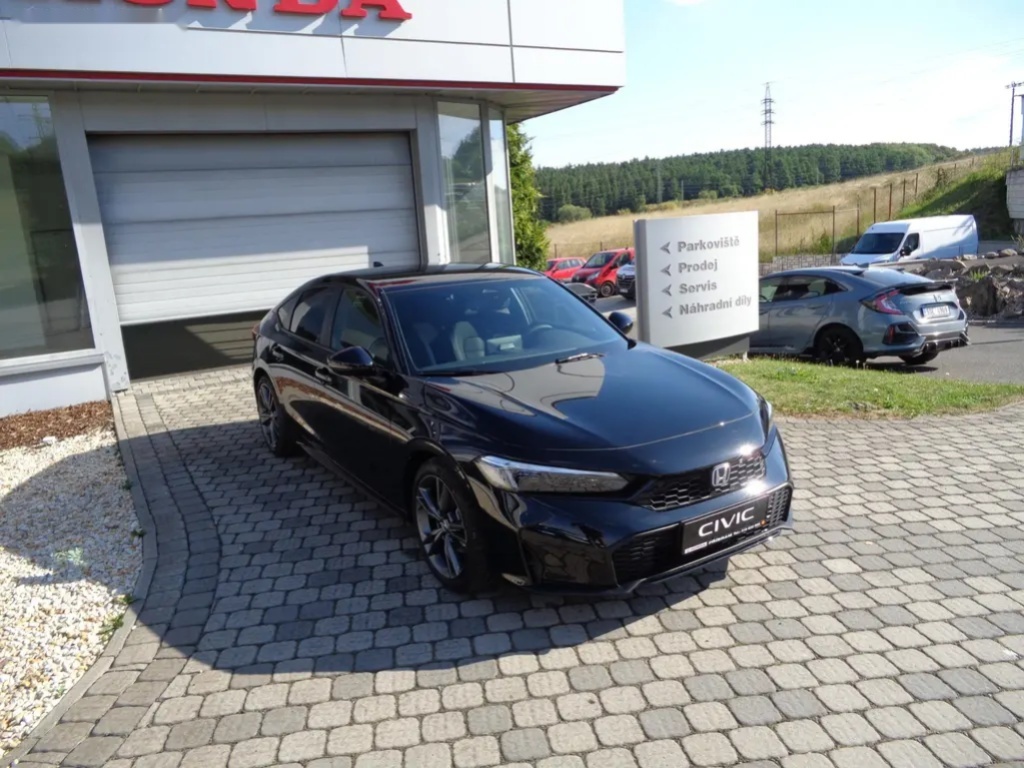 Honda Civic, 2,0 e:HEV Sport VÝPRODEJ - 11