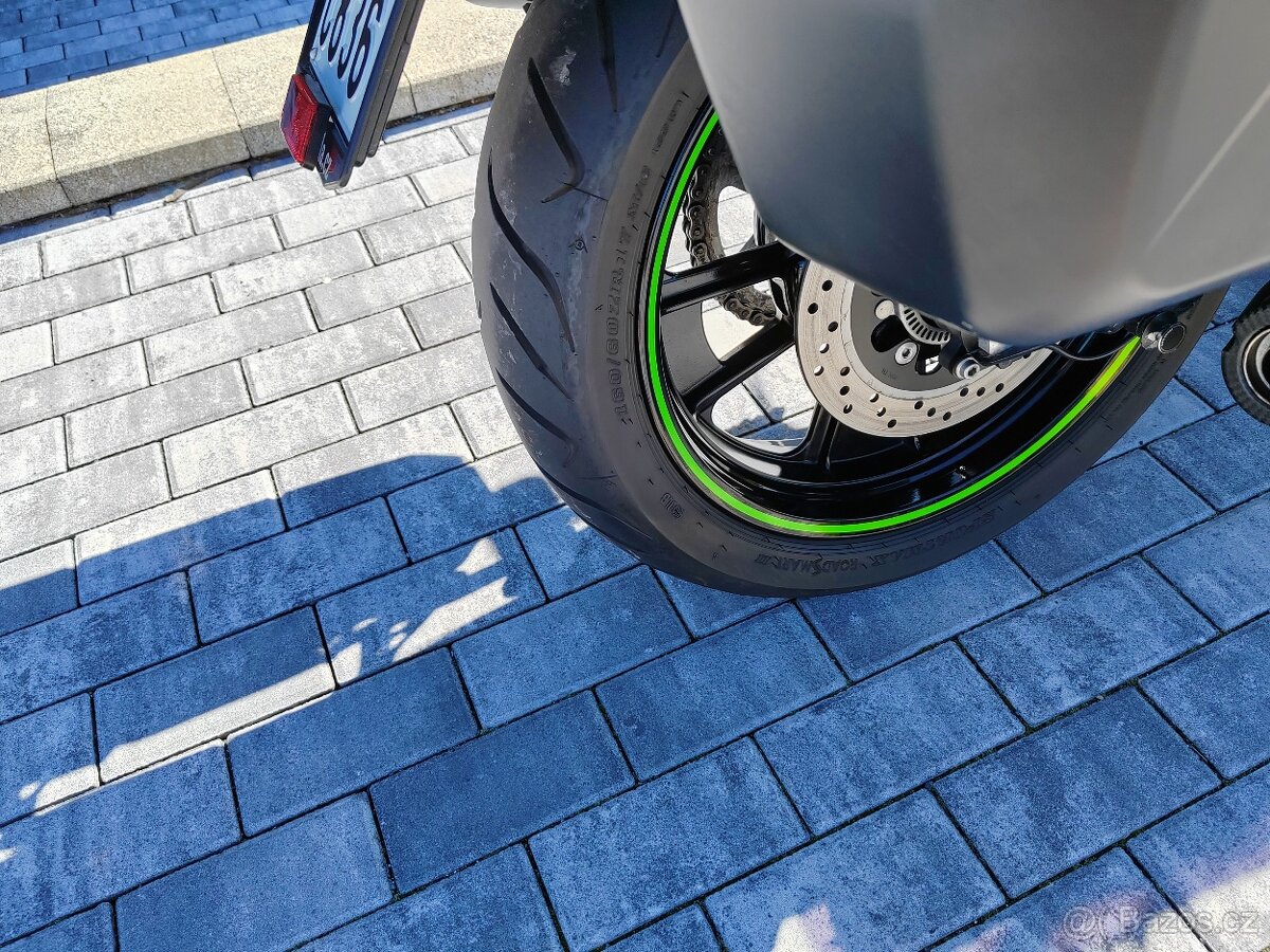 Kawasaki Vulcan S - 11