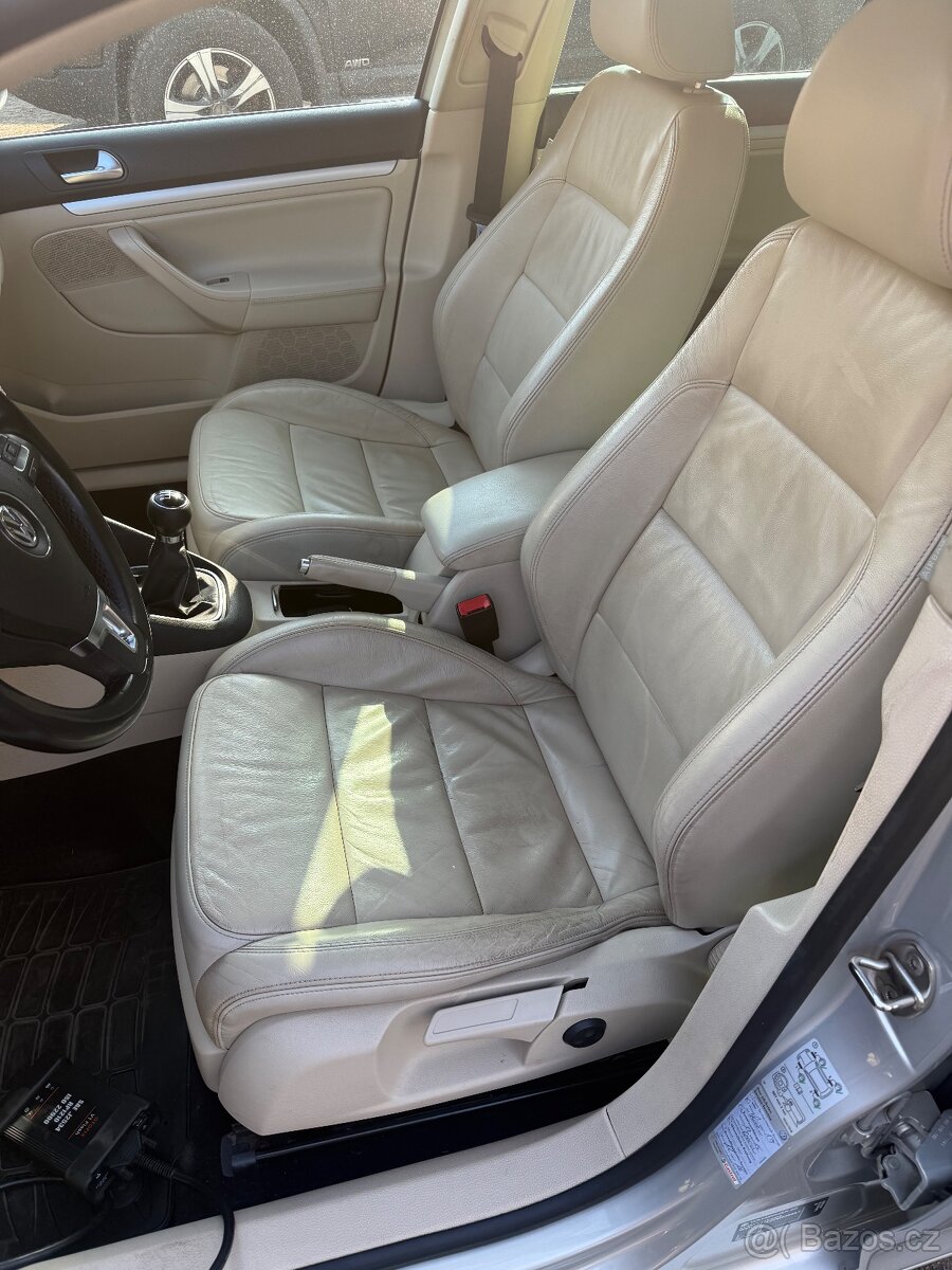 VW Golf 6 Variant motorem 1.4 TSI 90 kW - 11