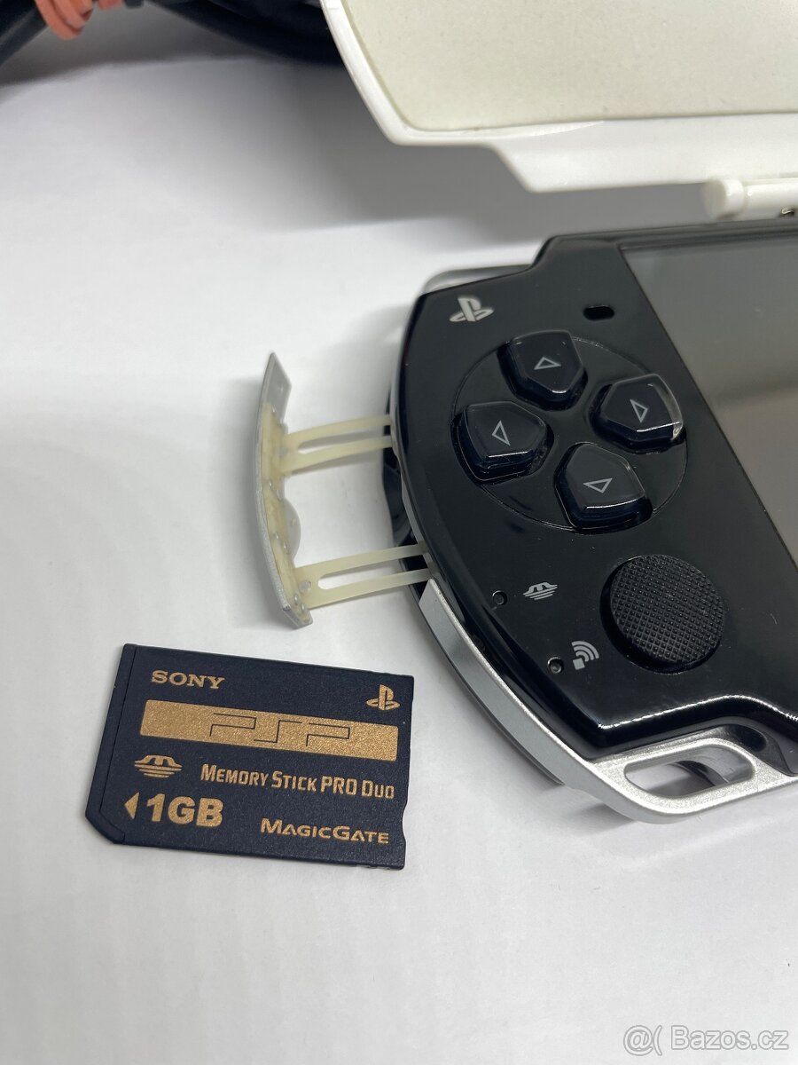 PSP 2004 Playstation Portable - 11