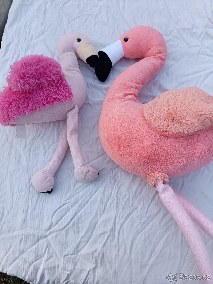 plyšový plameňáci, Pinďa, pes - 11