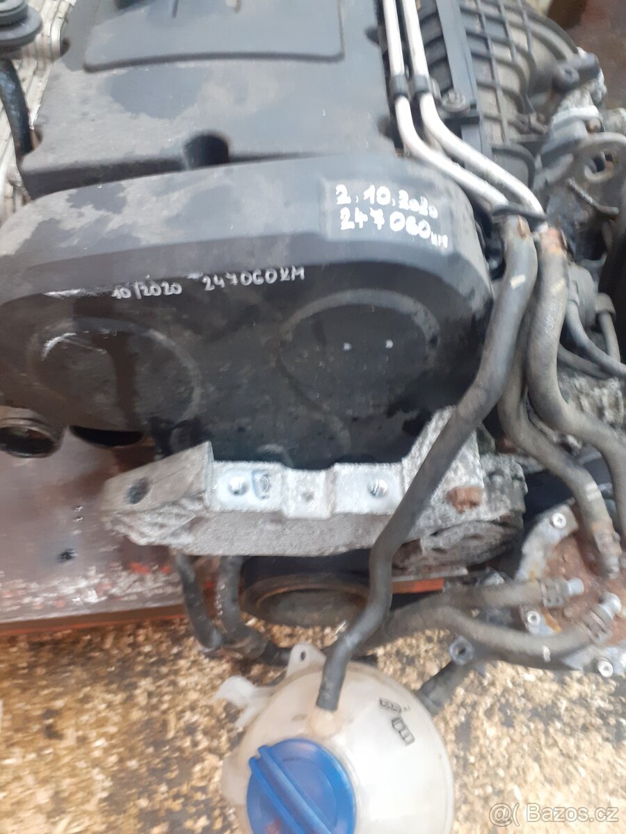 Motor bkp zatím celý,jede ale nemaže - 11