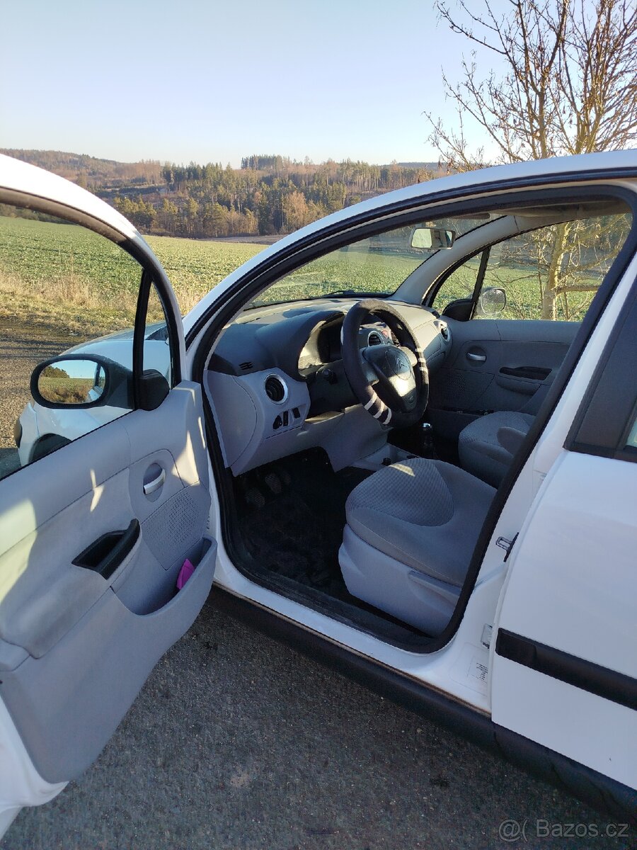 Citroen C3 1.4 hdi NÍZKÝ NÁJEZD - 11