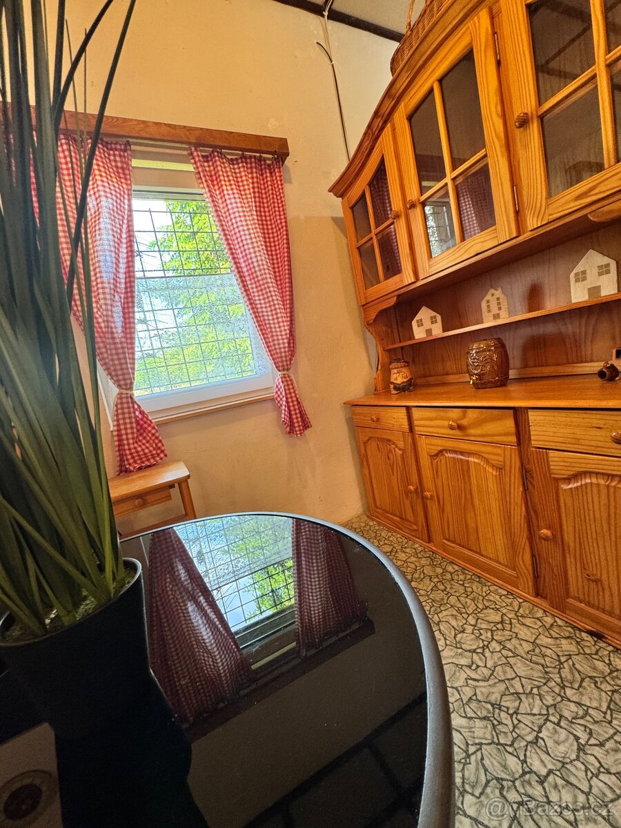 Prodej zděné chaty přímo u řeky - 11