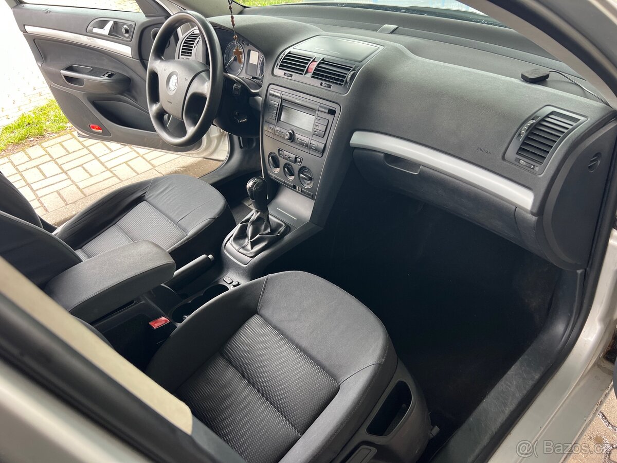 Škoda octavia 2 1.9 TDi - 11