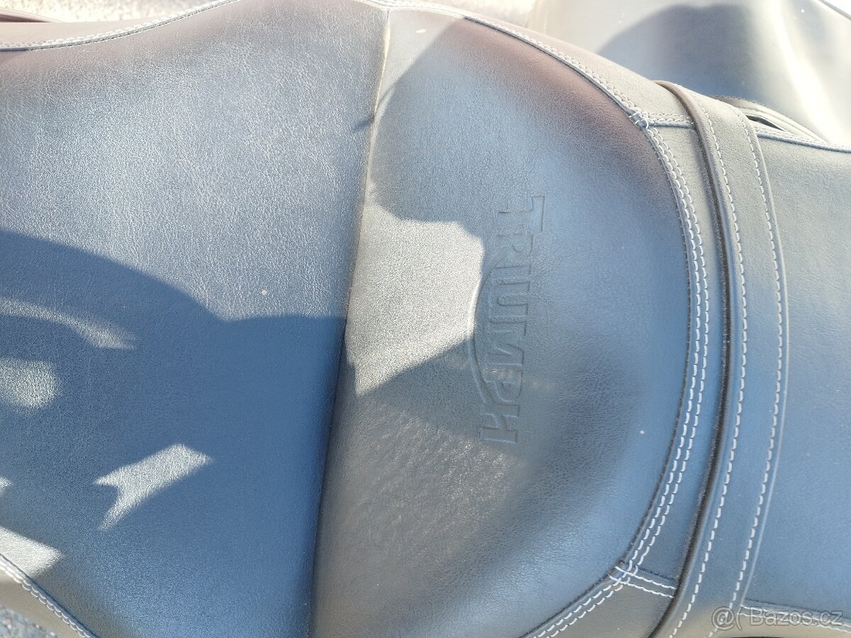 Triumph America - 11