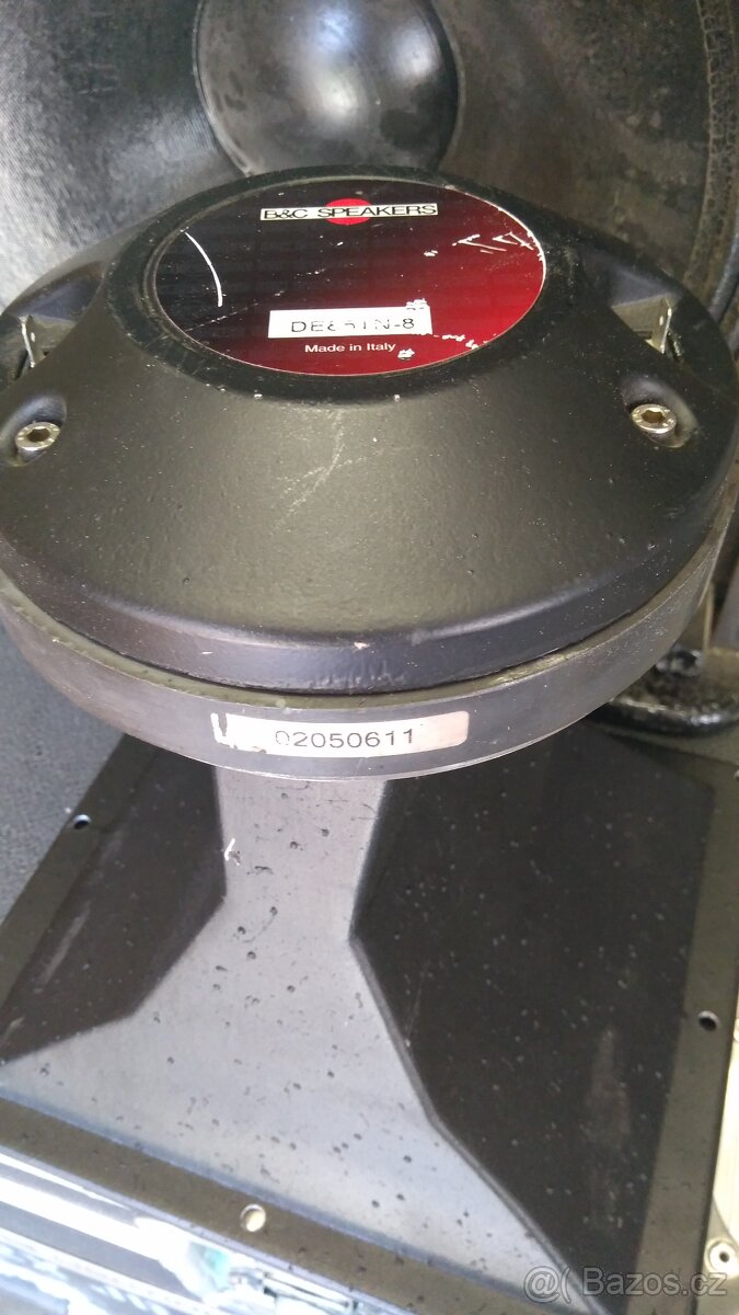 Kompaktní PA/odposlechové reproboxy 15" PHL 1000w/8ohm + 2" - 11