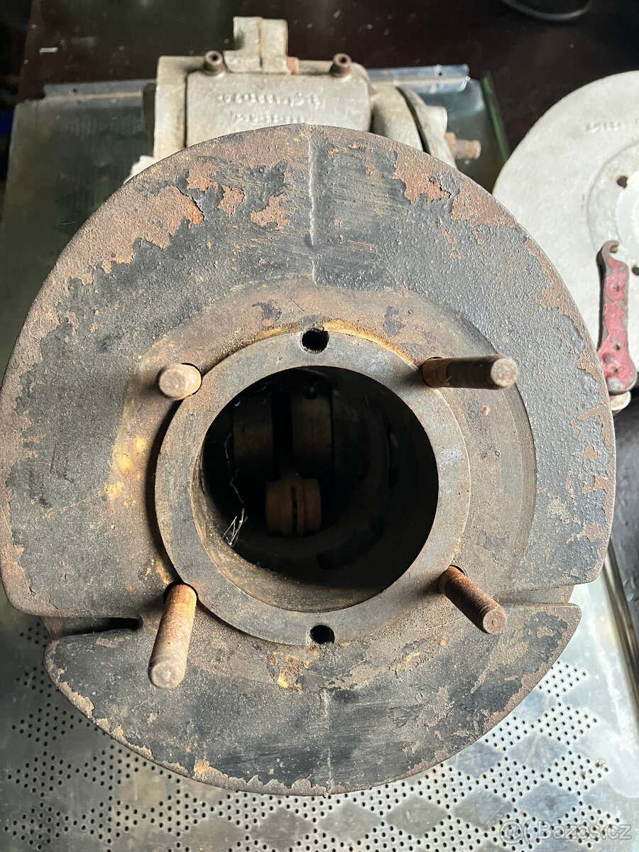 ČZ 250 typ 968 motokros-motor - 11