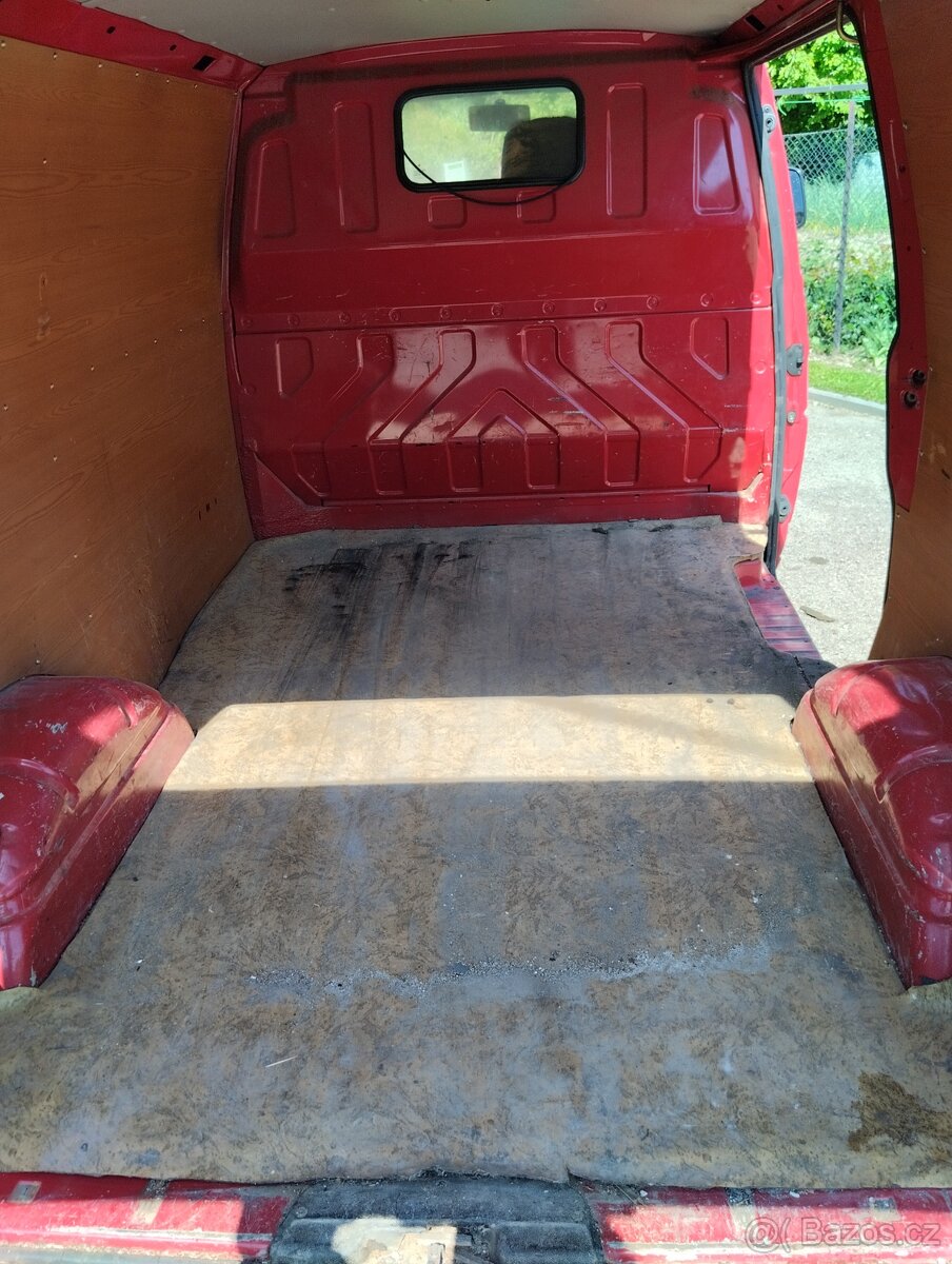 VW Transporter 1.9 TDI T4, r.v.1999 - 11