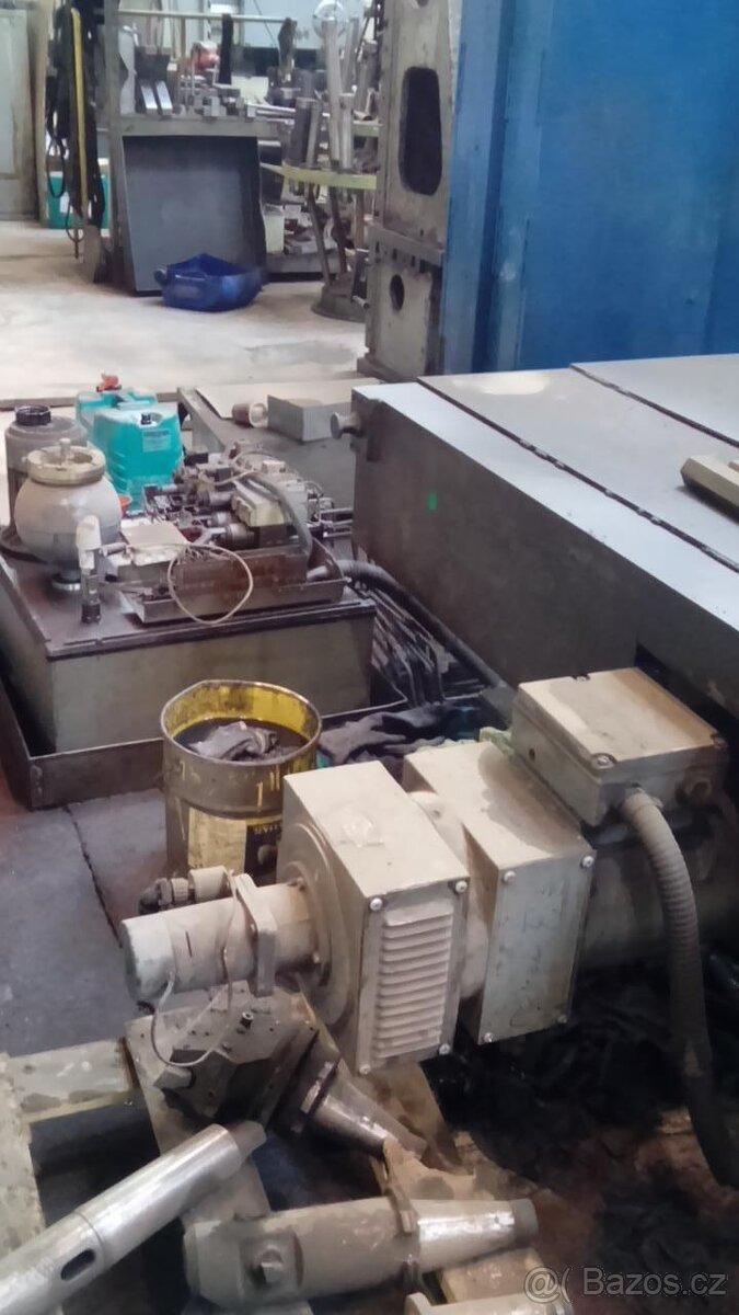 Horizontální vyvrtávačka TOS WHN 13 A - 11