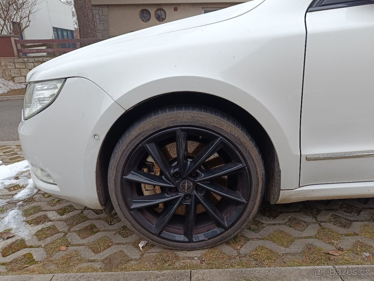 Škoda Superb 2009 3.6 FSI - 11