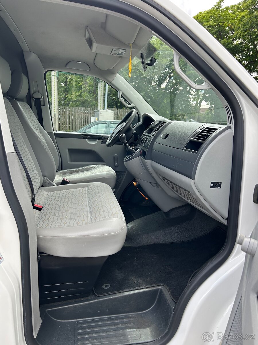 Prodám Volkswagen transportér - 11