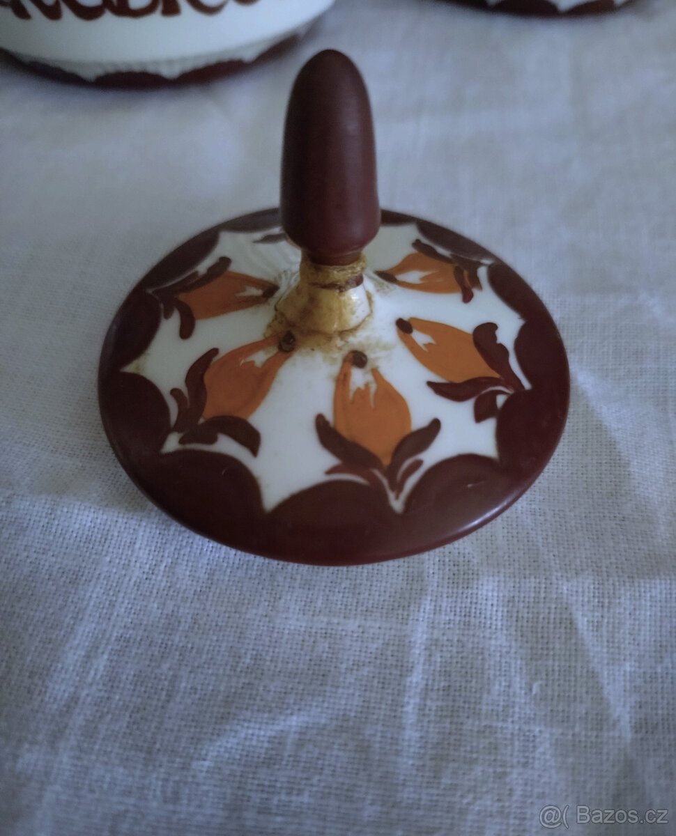 sada kořenky, slánka, cukřenka a mlékovka - 11