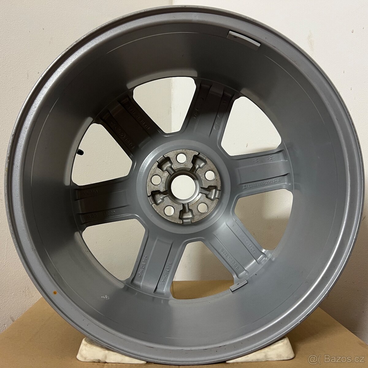 LAND ROVER / VOLVO / FORD / VOLVO 5x108 R19 ET45 - 11