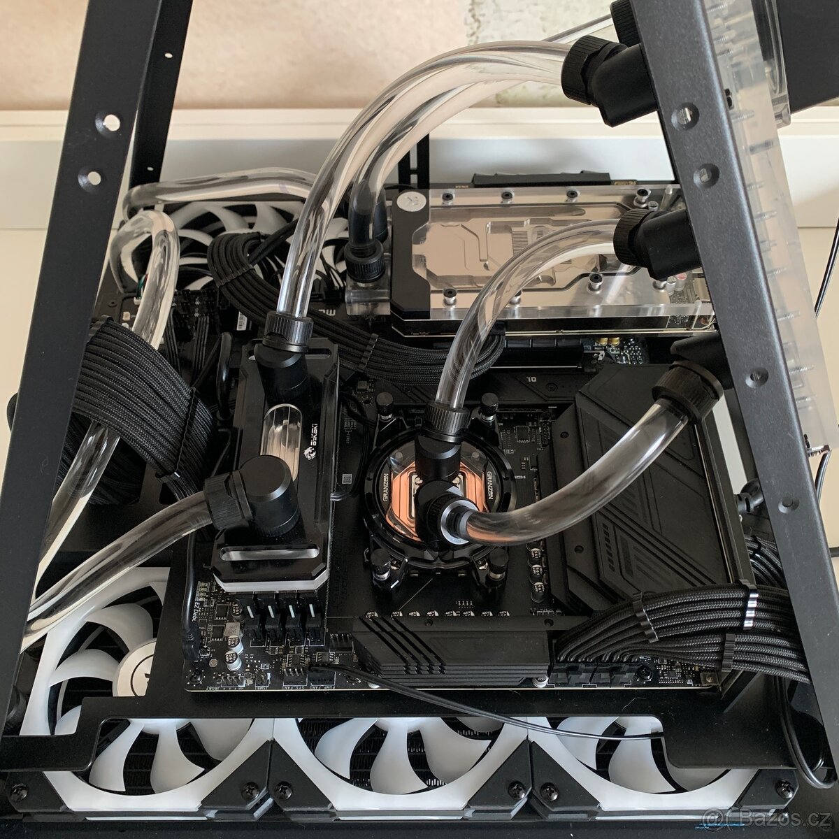 Custom Azza 804L PC - 11