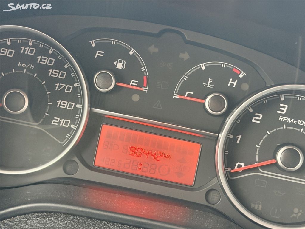 Fiat Dobló 2018 Nova Stk 90450km Perfektní stav - 11