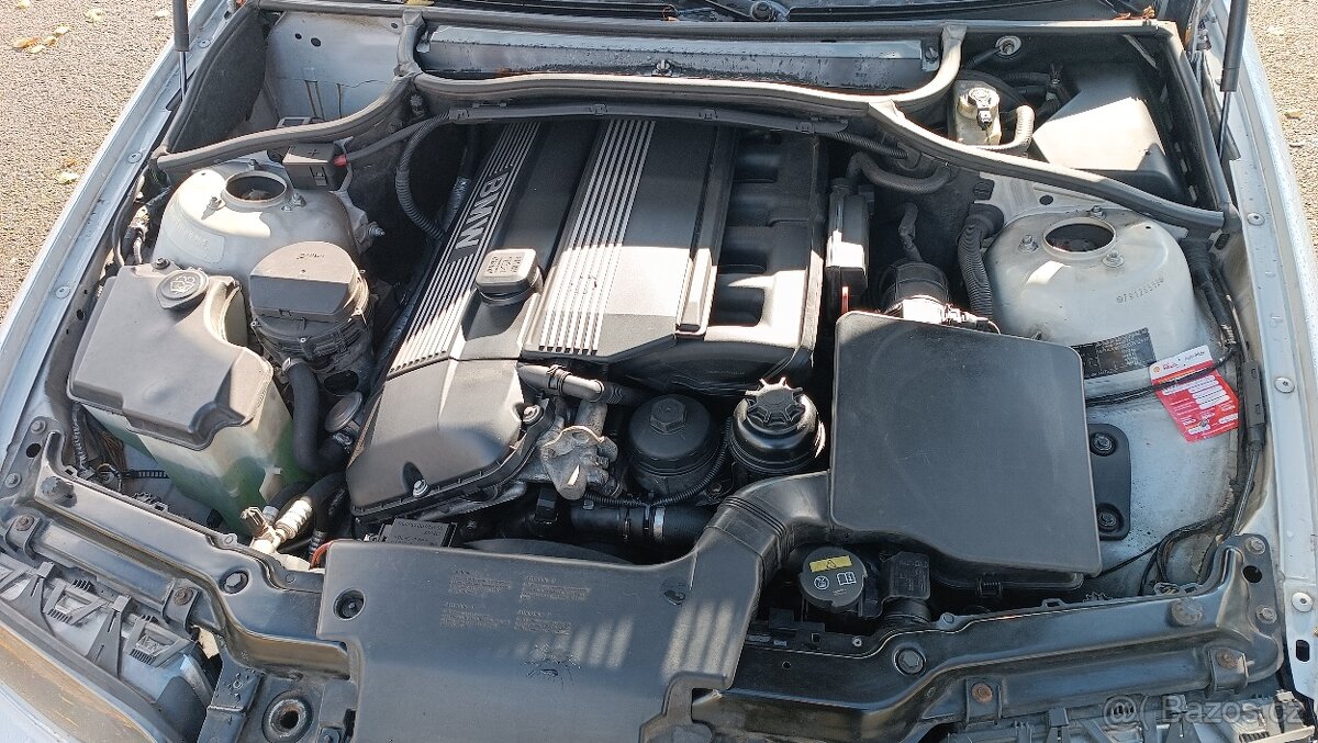 Bmw e46 touring 2.2i - 11