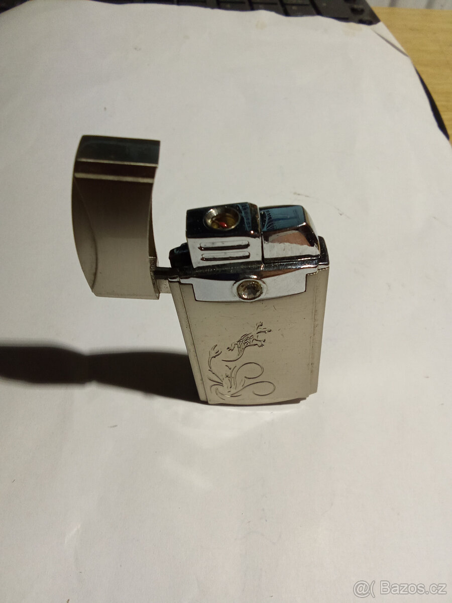 Zapalovac plus pouzdro - 11