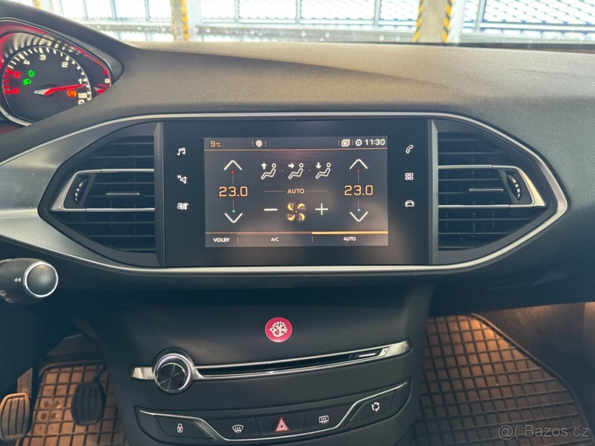 Peugeot 308 - 11