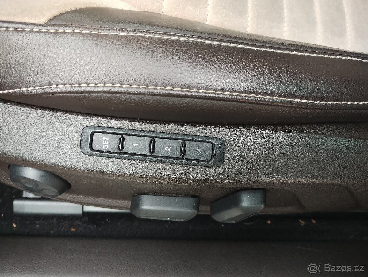 Passat 4x4 TDI combi B7 rv 2013 highline 103kw - 11