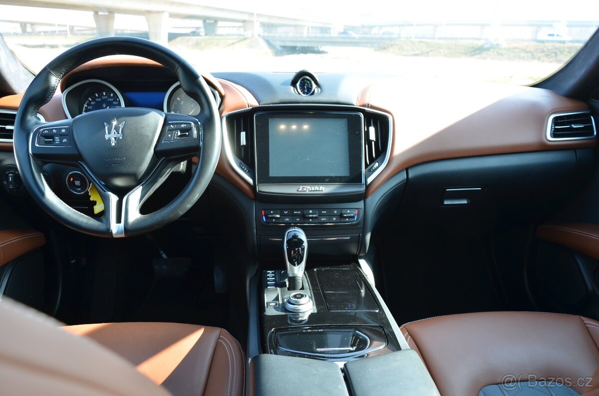 Maserati Ghibli V6 Diesel, Granlusso, ČR, servis - 11