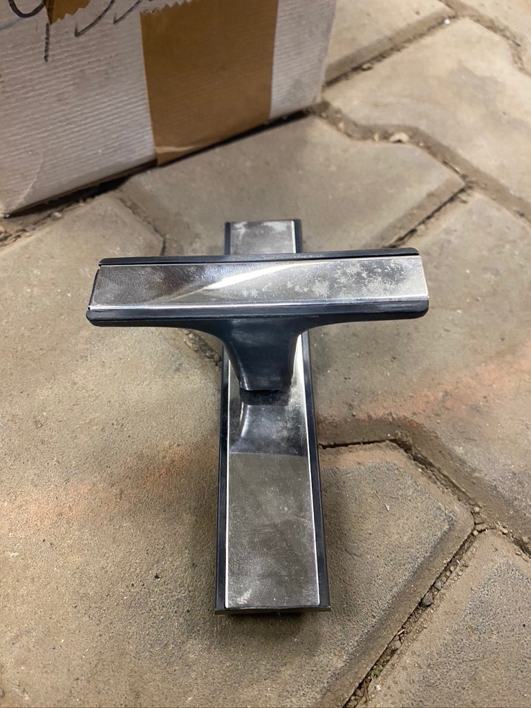 Nové kování, kliky, kukátka... - 11