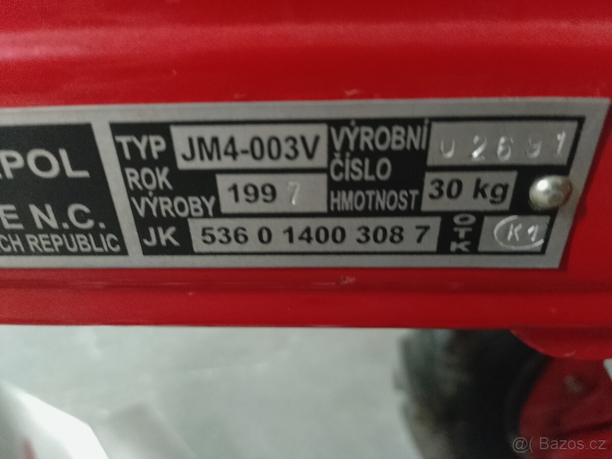 Vari malotraktor,motor Jikov,držáky,závaží,pluh,těleso TOP - 11