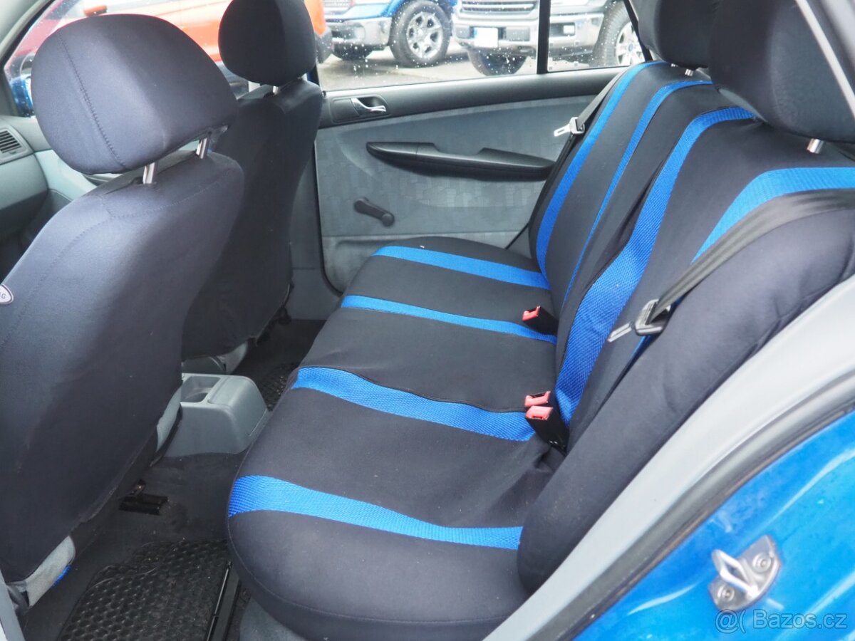 2002 Škoda Fabia 1.4i, 55 kW, Tažné, Klima - 11