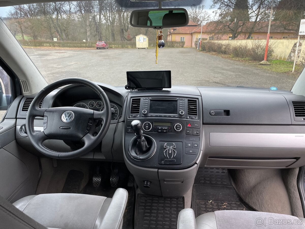 VW T5 Multivan Highline 2006 - 11