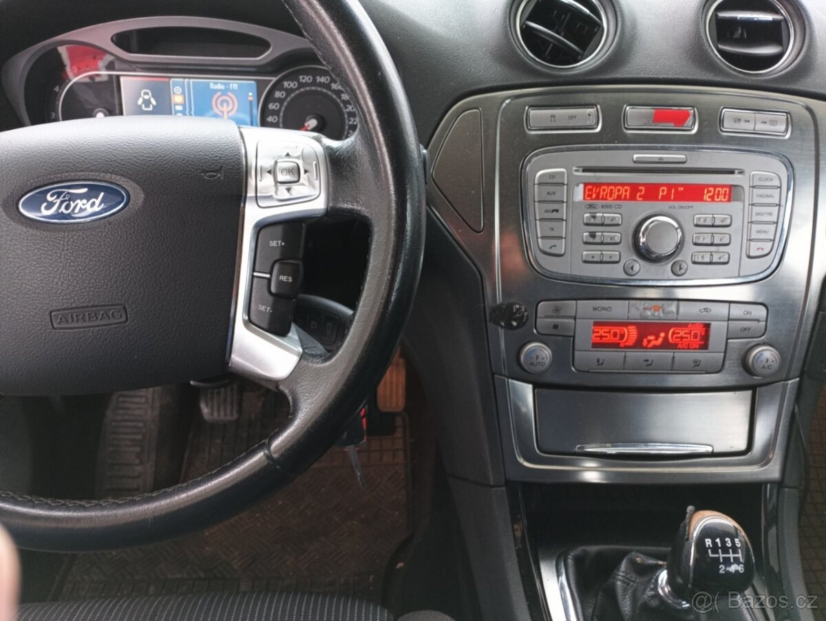 Ford Mondeo QXBA1G - 11