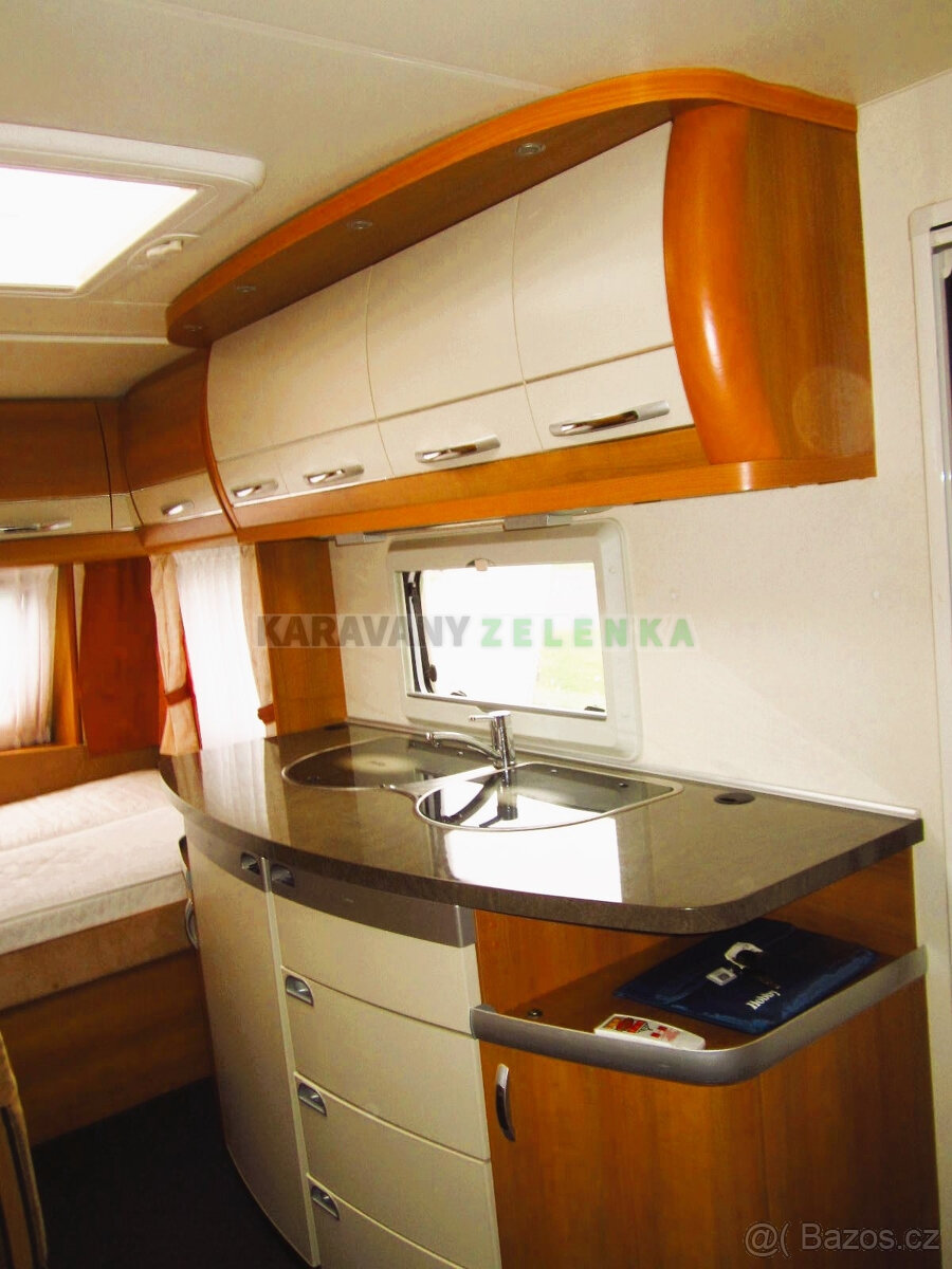 HOBBY 440 SF - VÁNOČNÍ AKCE - 11