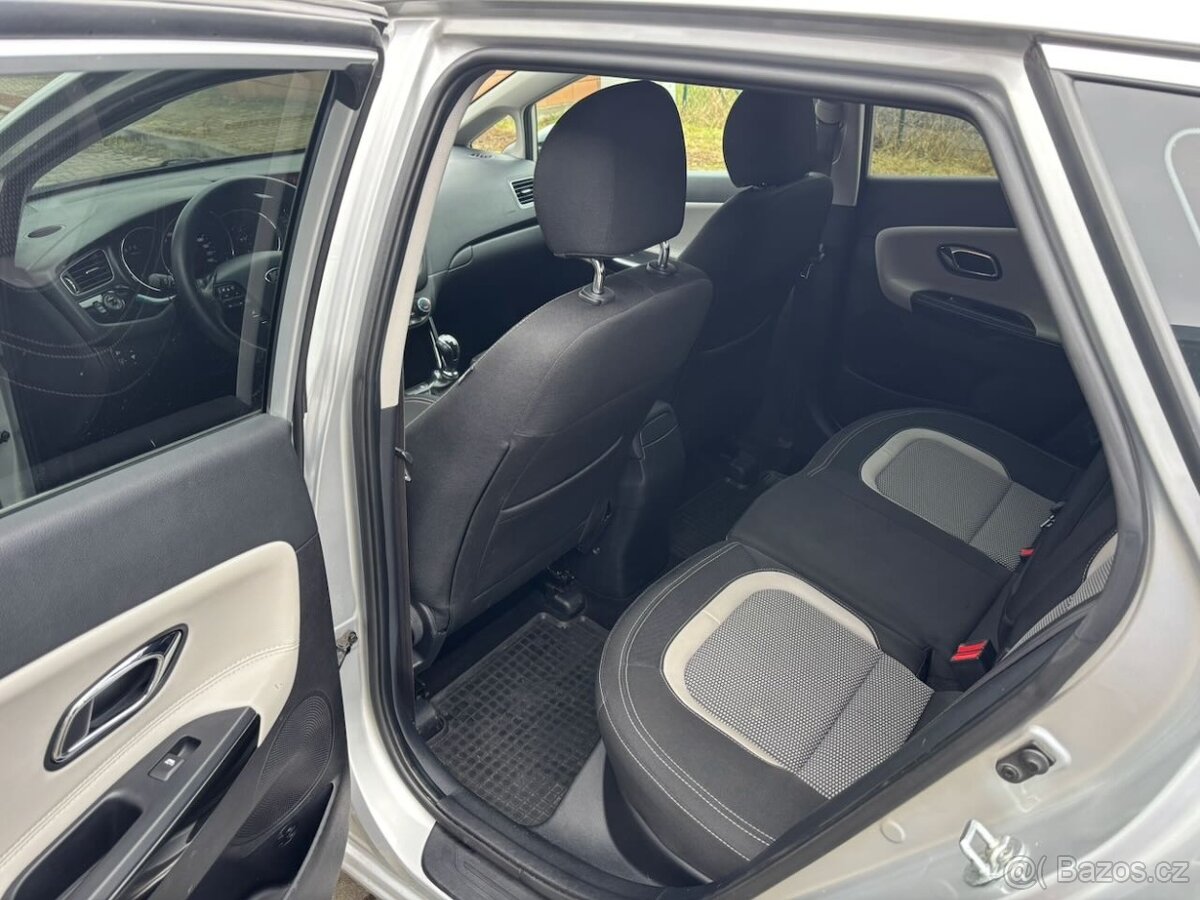 Kia Cee´d, 1.6l/99 kW, Tažné, Plná výbava - 11