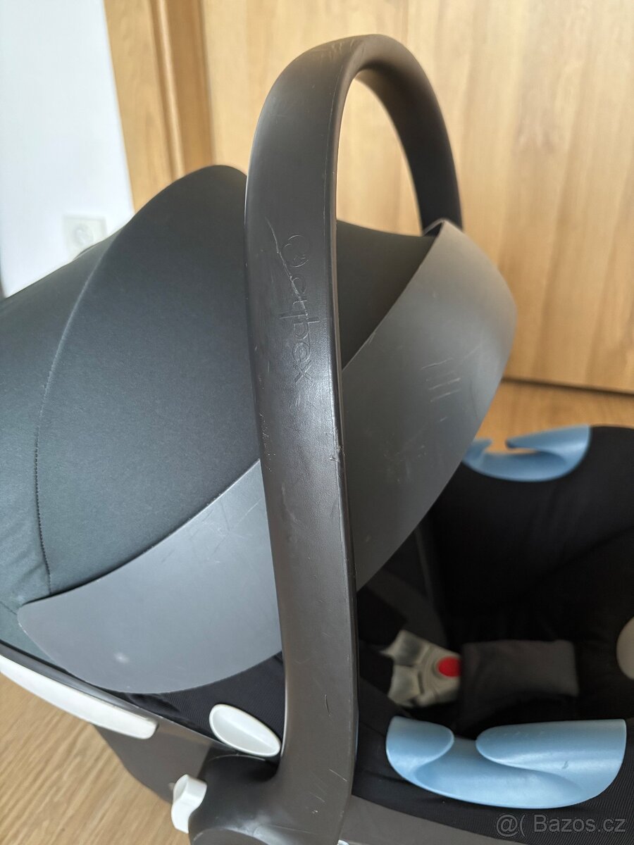 Autosedačka Cybex + isofixová základna - 11
