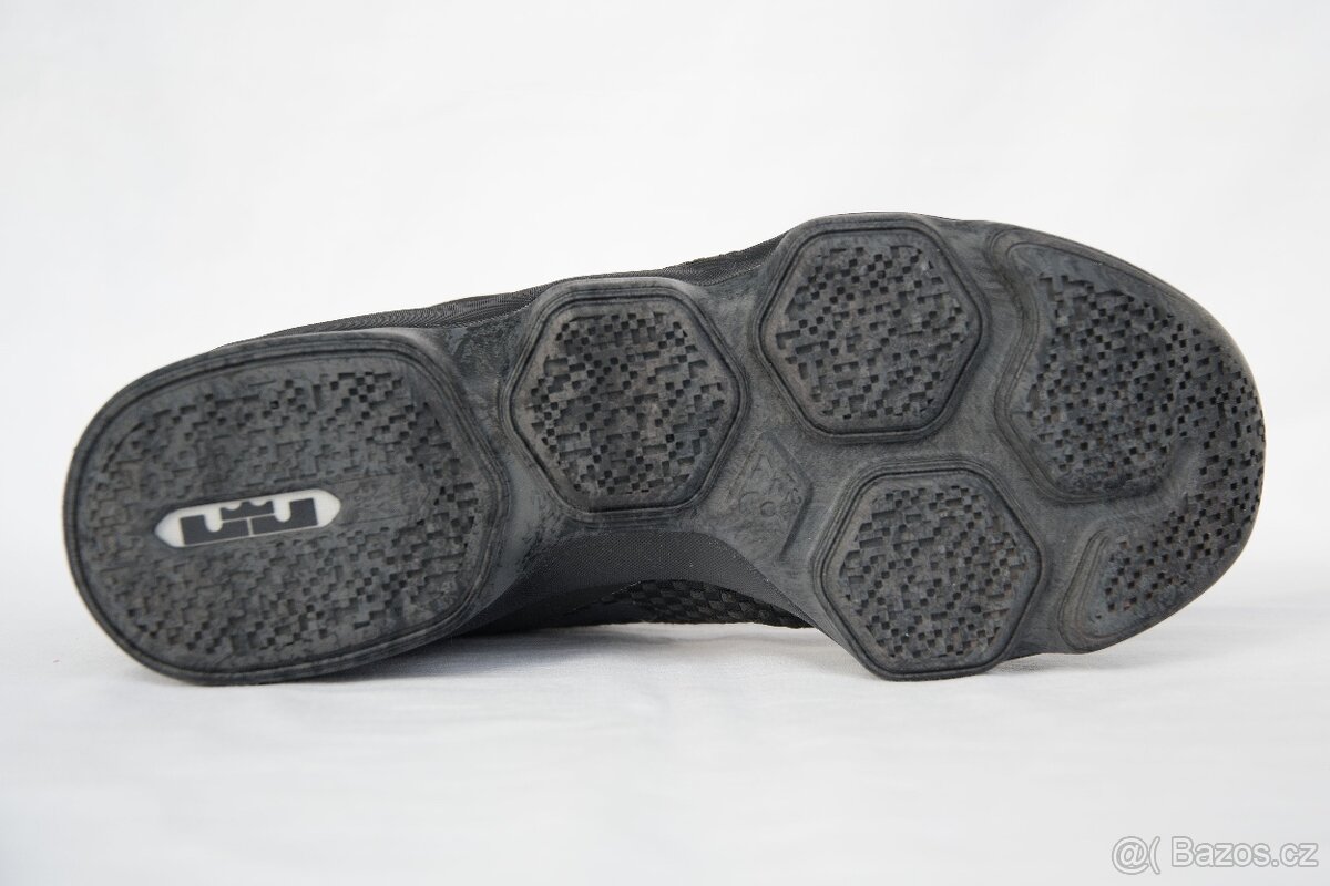 Nike Lebron XIV Low vel. EUR 42 - 11