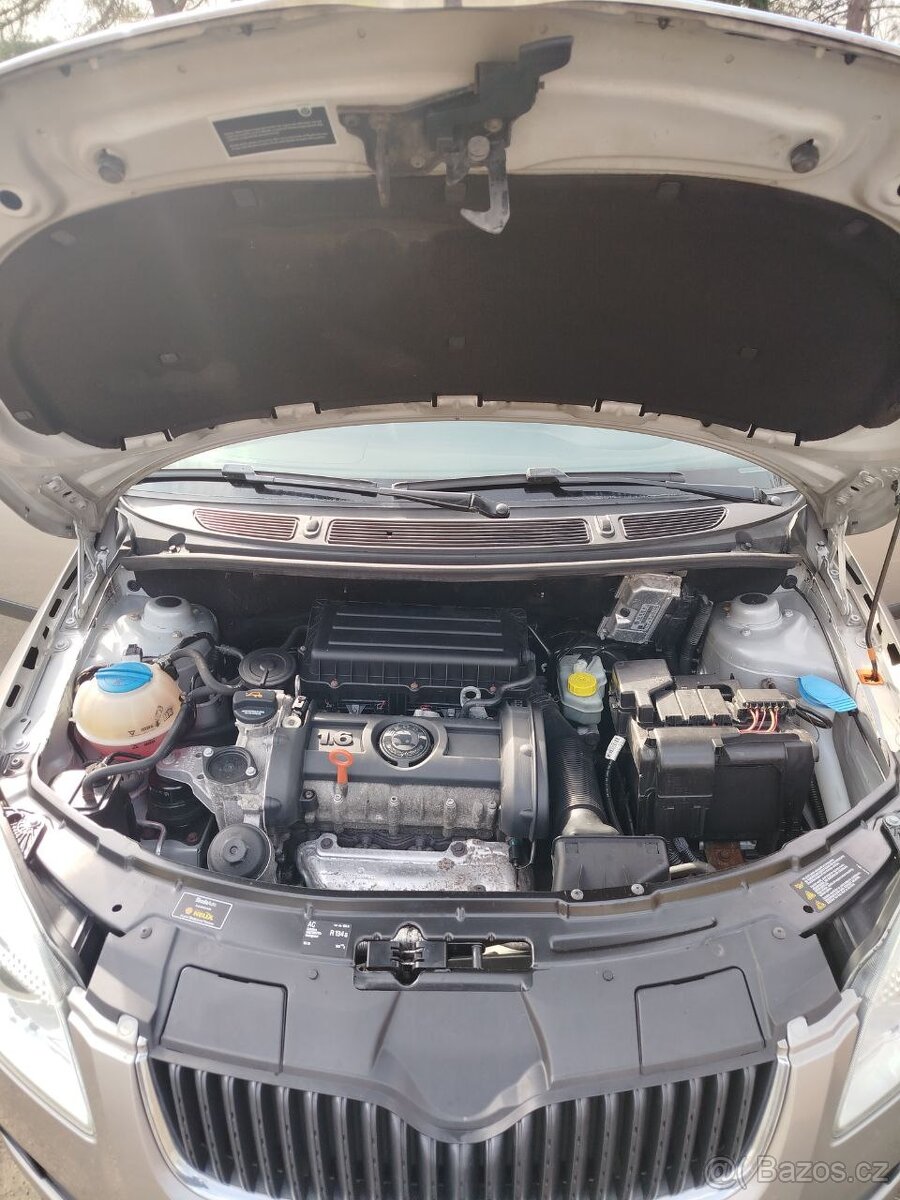 Škoda Roomster 1.6 benzín - 11
