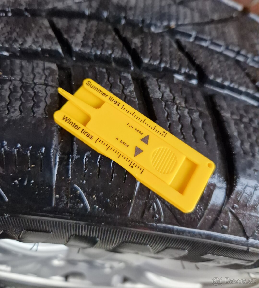 Alu disky 16" VOLVO + zimni pneu 225/55R16
Vše viz. foto - 11