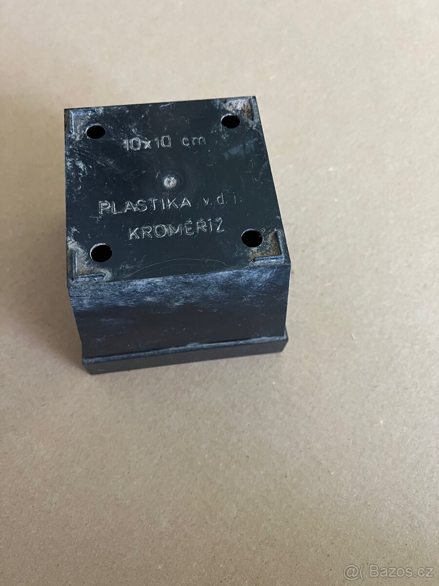 Prodám květináče - 11